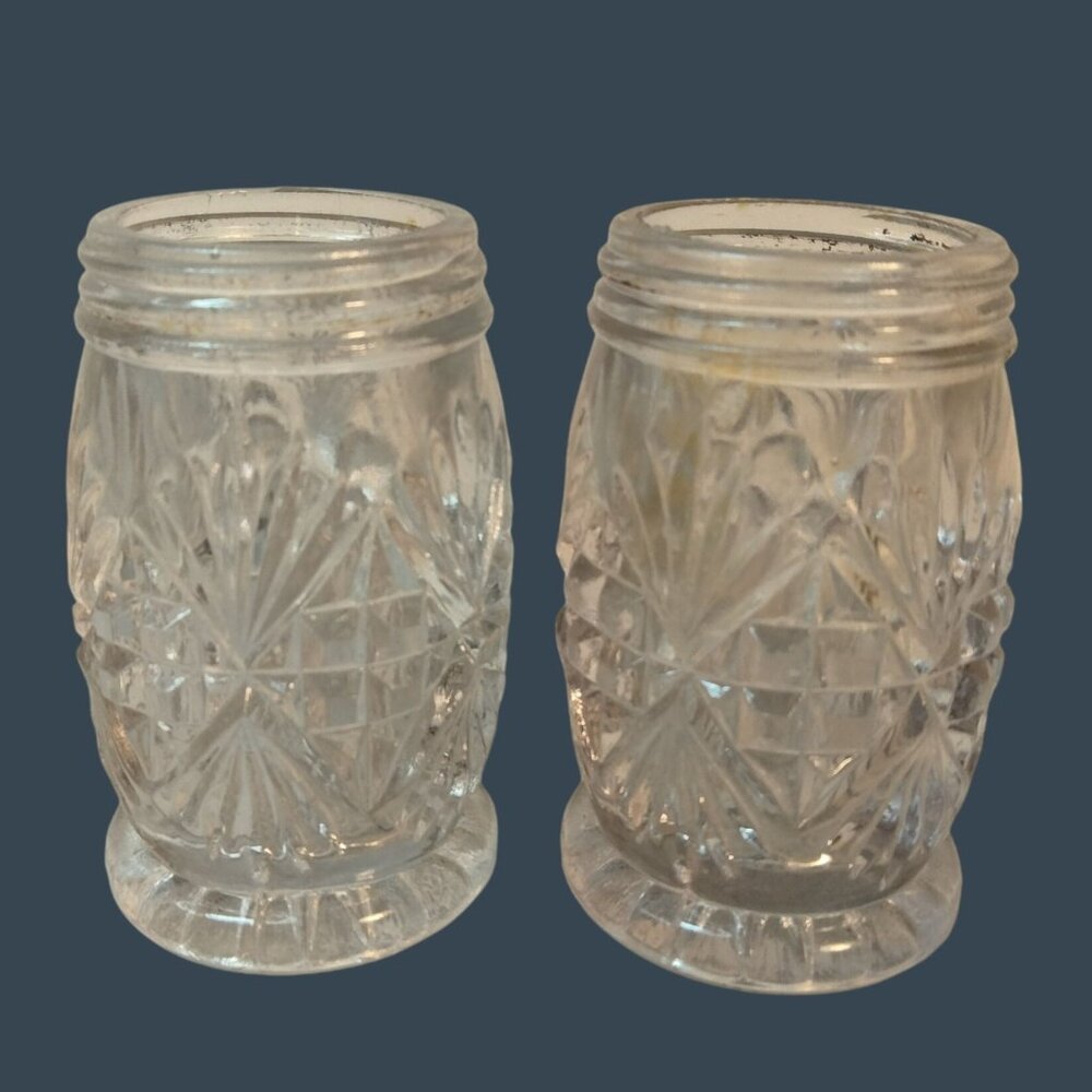 Vintage Clear Cut Glass Salt Pepper Shakers Elegant Mini Vase Wedding Craft Art